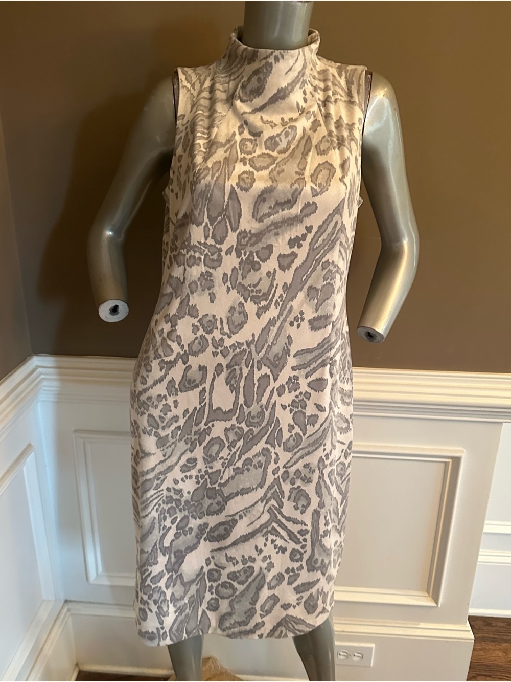 So J. McLaughlin "Liz" Sheath Taupe Animal Print Mock Neck Faux Suede Size L
